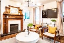 Massive 9BDR Courtyard Estate | Near Forsyth Park