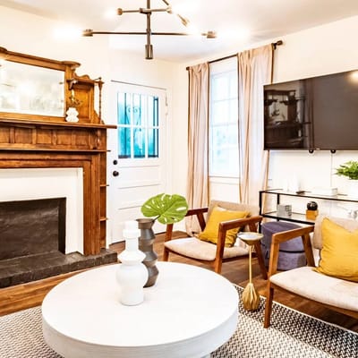 Massive 9BDR Courtyard Estate | Near Forsyth Park