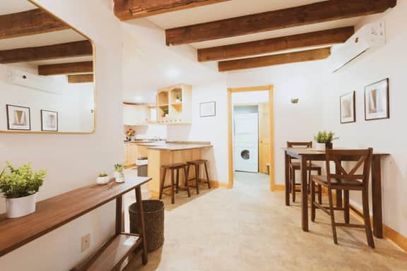 Upscale No-Stairs Carriage House by Forsyth