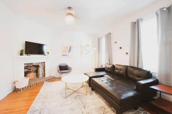 Starland District Group Retreat | Sleeps 22
