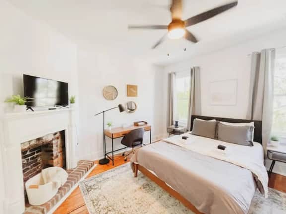 Starland District Group Retreat | Sleeps 22