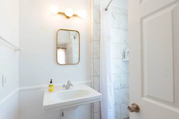 Starland District Group Retreat | Sleeps 22