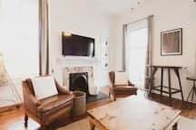 Trendy 2BR/2BA | Walk to Forsyth Park
